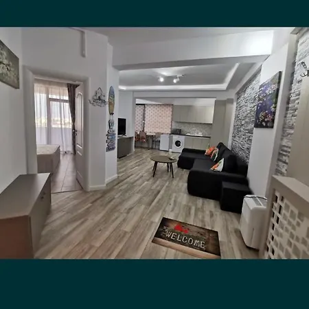 Unique Luxury Pool And Seaview Apartament Năvodari