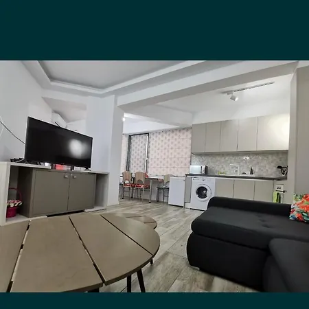Unique Luxury Pool And Seaview Apartament Năvodari