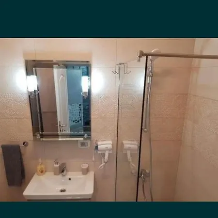 Unique Luxury Pool And Seaview * Năvodari
